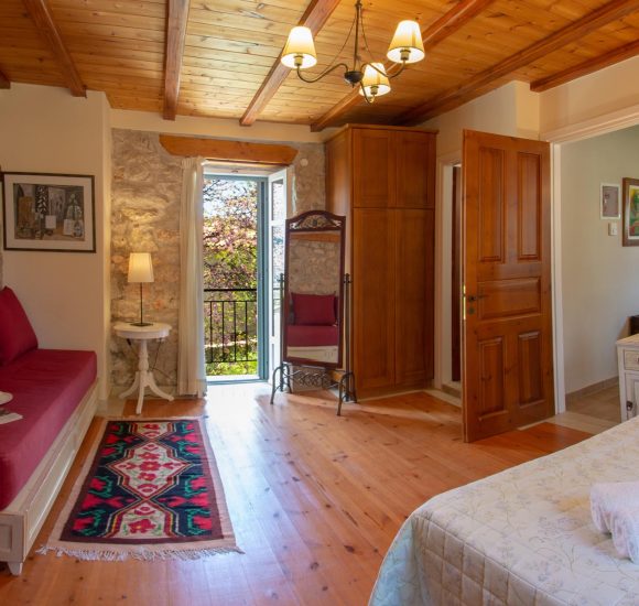 Lefkada House Panorouga Theo